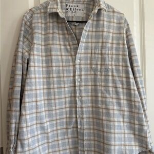 Frank & Eileen Plaid women’s shirt size L